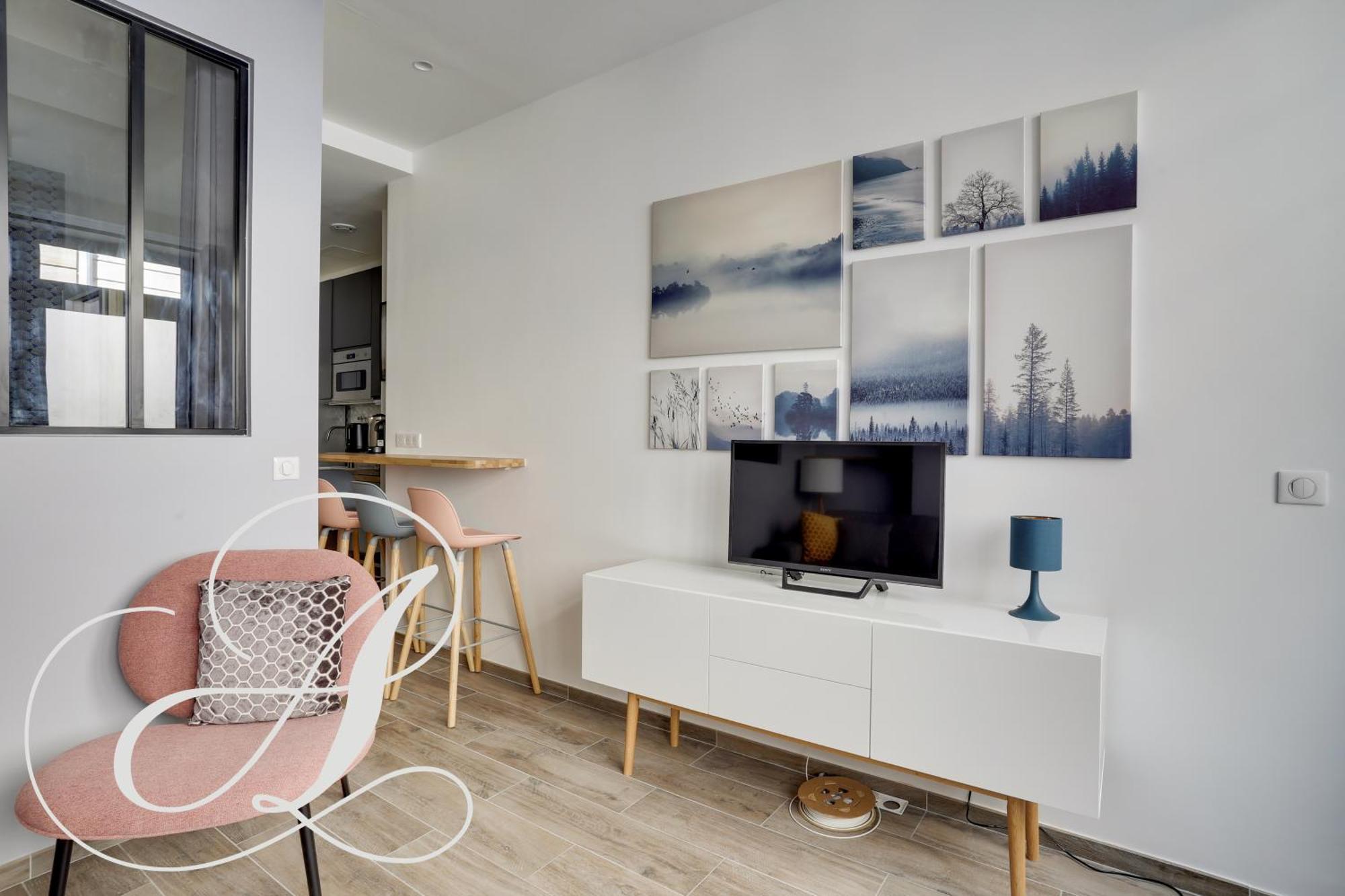Apartment Cyrano, Moderne 2 14eme *
